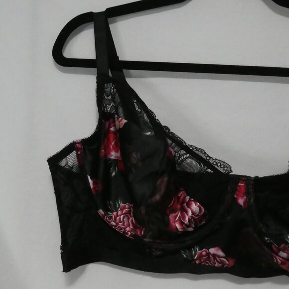 TORRID CURVE | size 2 | Elegant Floral Lace Bra With Rose Design | Underwire - Picture 3 of 16